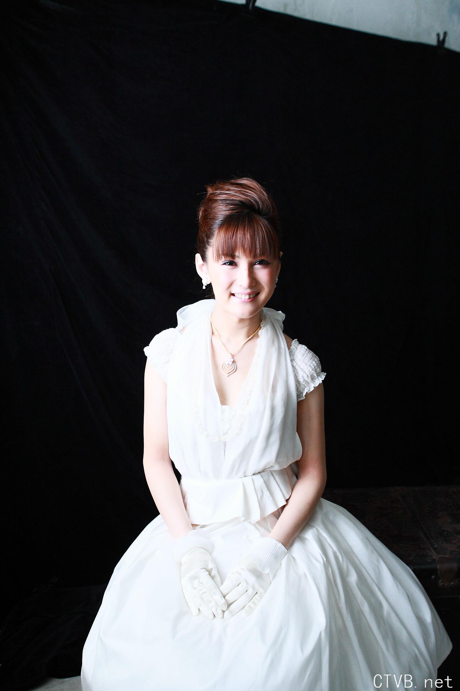 高清无水印美女壁纸上千套9000张 - 6.jpg