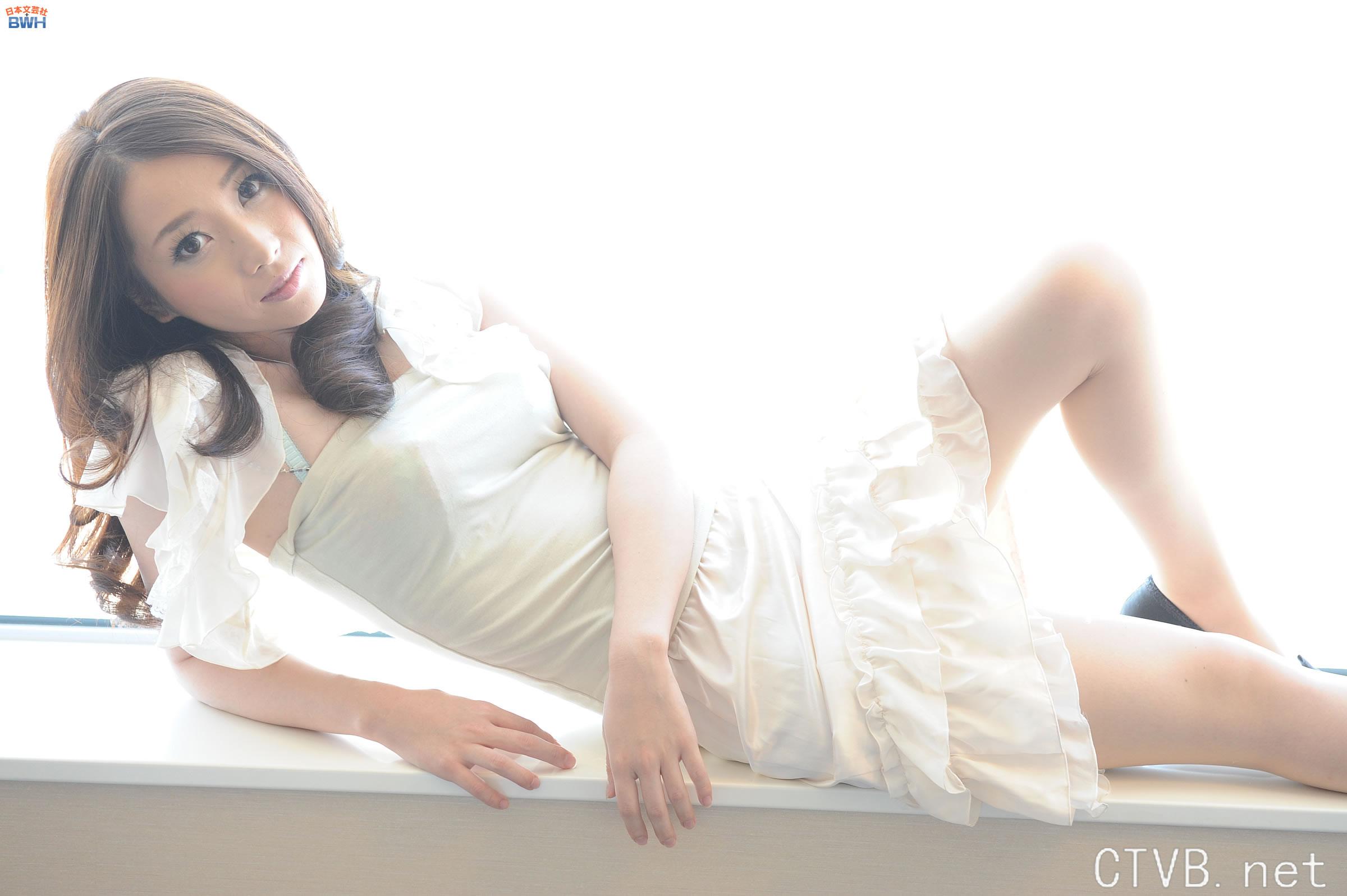 高清无水印美女壁纸上千套9000张 - 3.jpg