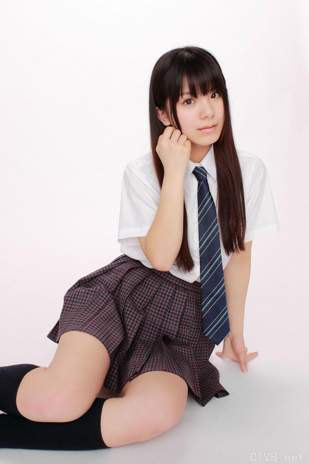 高清无水印美女壁纸上千套9000张 - 2.jpg