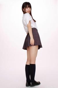 高清无水印美女壁纸上千套9000张 - 1.jpg