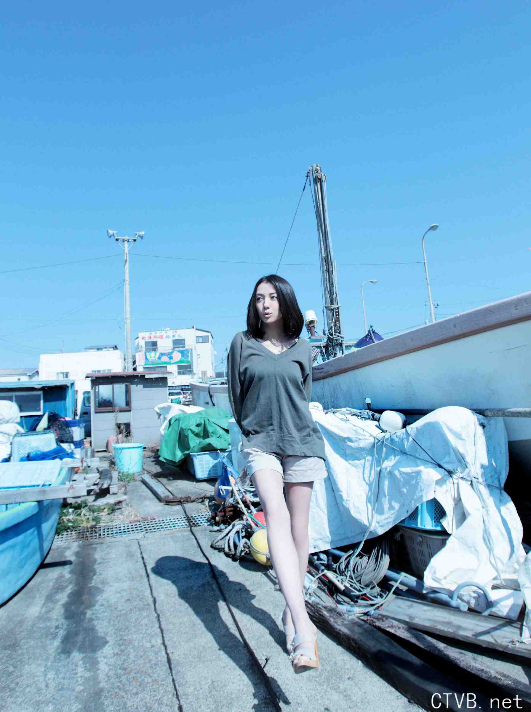 高清无水印美女壁纸上千套9000张 - 2.jpg