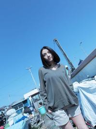 高清无水印美女壁纸上千套9000张 - 1.jpg