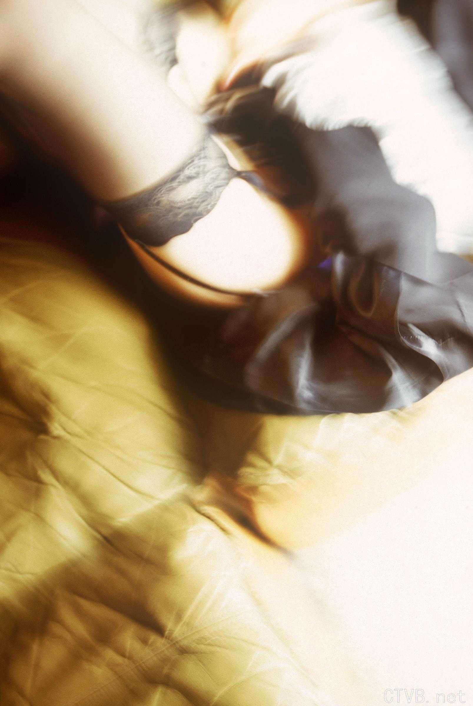 高清无水印美女壁纸上千套9000张 - 3.jpg