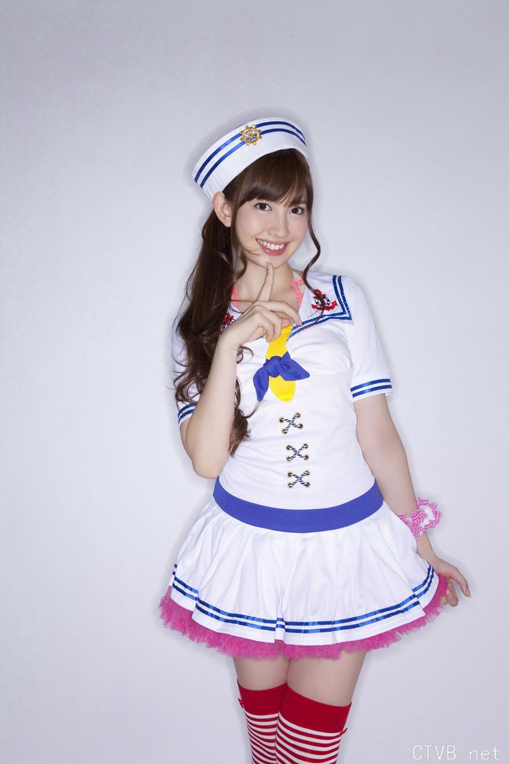 高清无水印美女壁纸上千套9000张 - 2.jpg