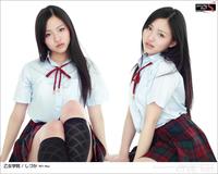 高清无水印美女壁纸上千套9000张 - 1.jpg