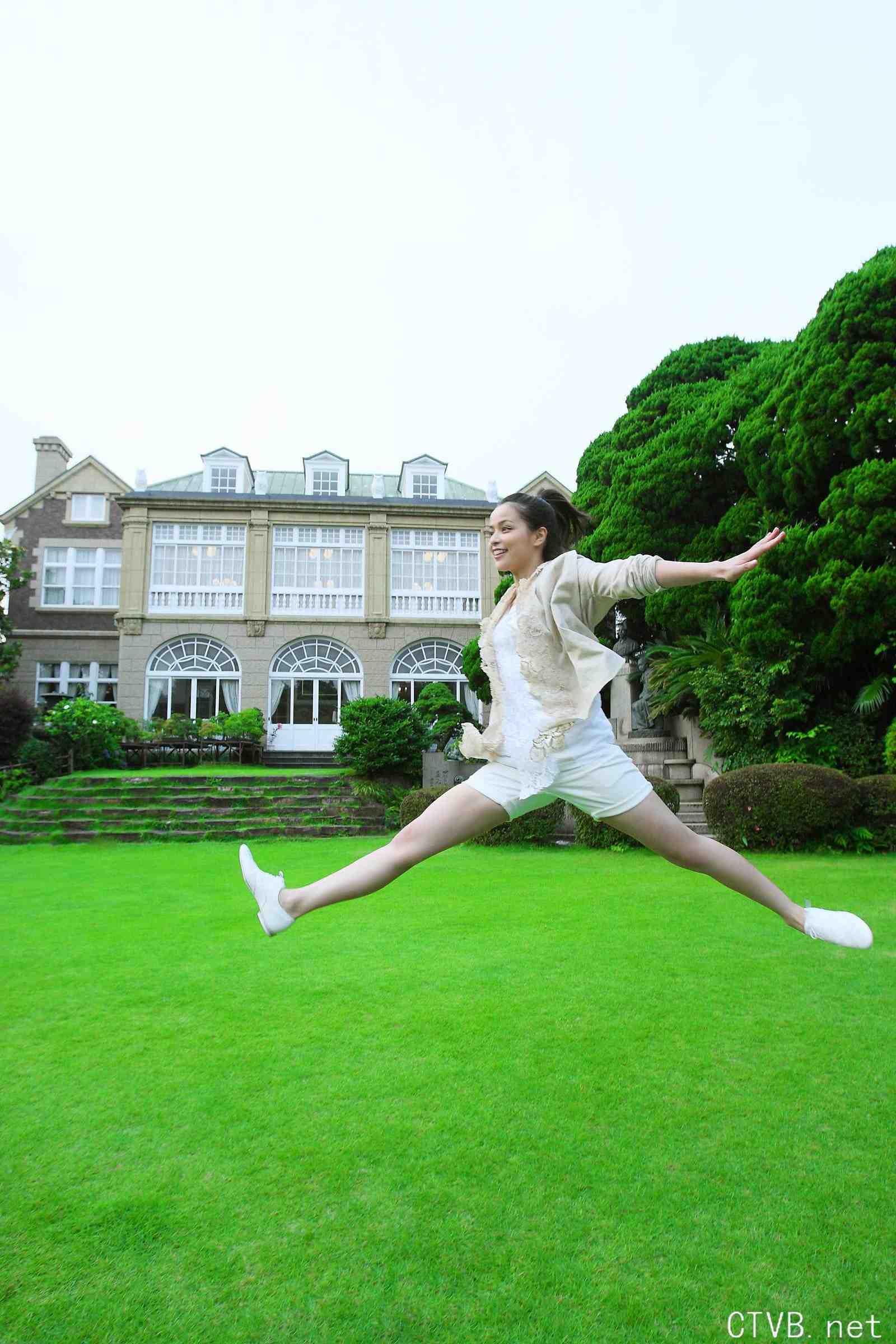 高清无水印美女壁纸上千套9000张 - 24.jpg