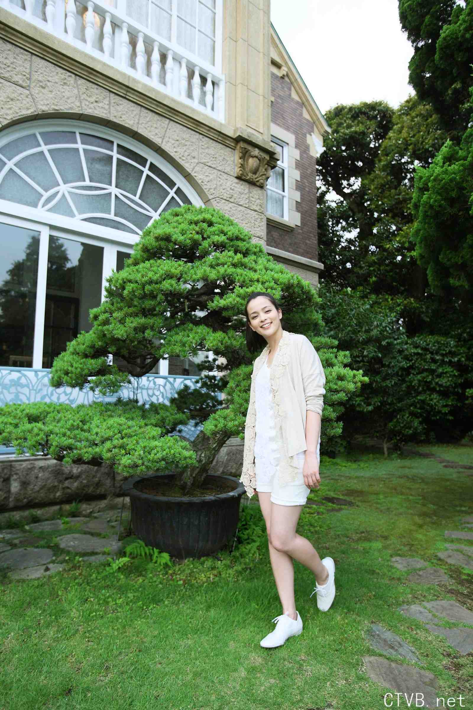 高清无水印美女壁纸上千套9000张 - 25.jpg