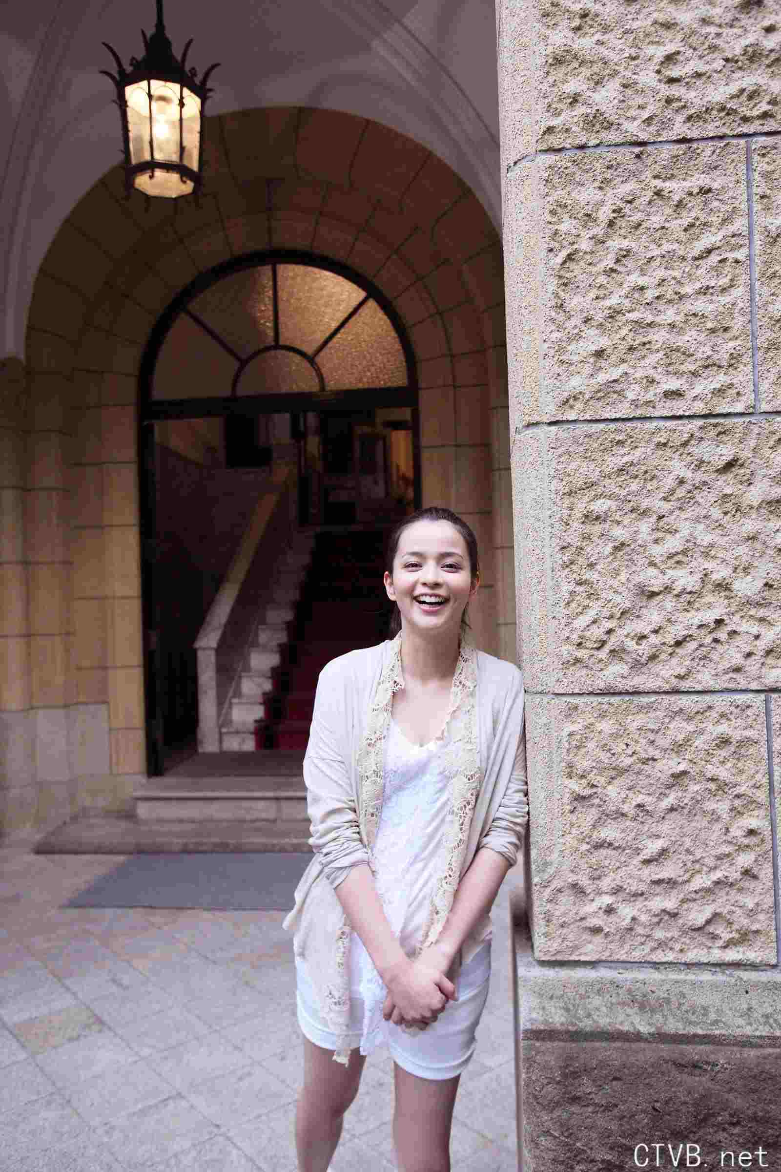 高清无水印美女壁纸上千套9000张 - 4.jpg