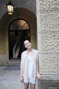 高清无水印美女壁纸上千套9000张 - 18.jpg