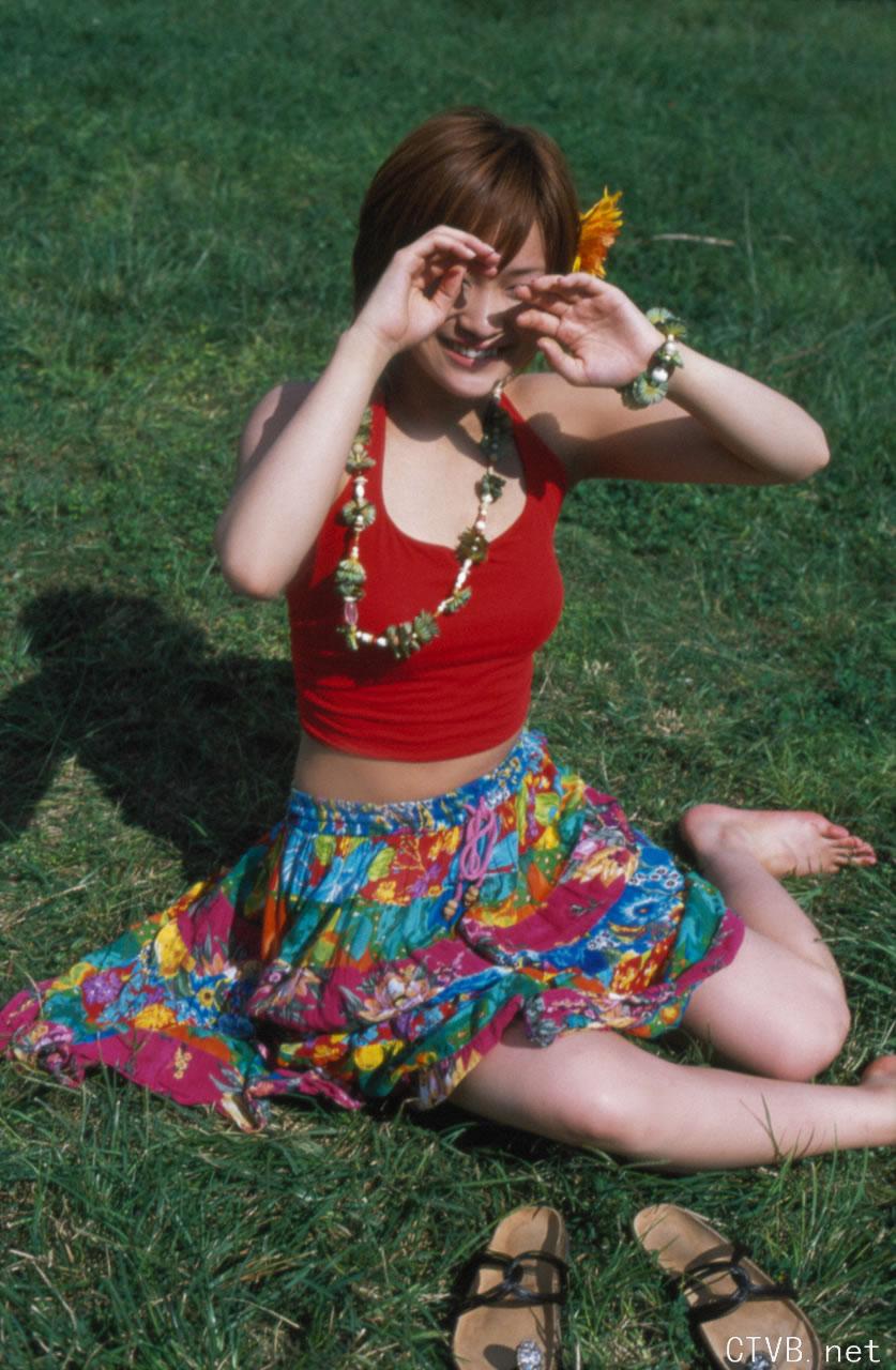 高清无水印美女壁纸上千套9000张 - 2.jpg