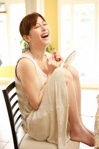 高清无水印美女壁纸上千套9000张 - 1.jpg