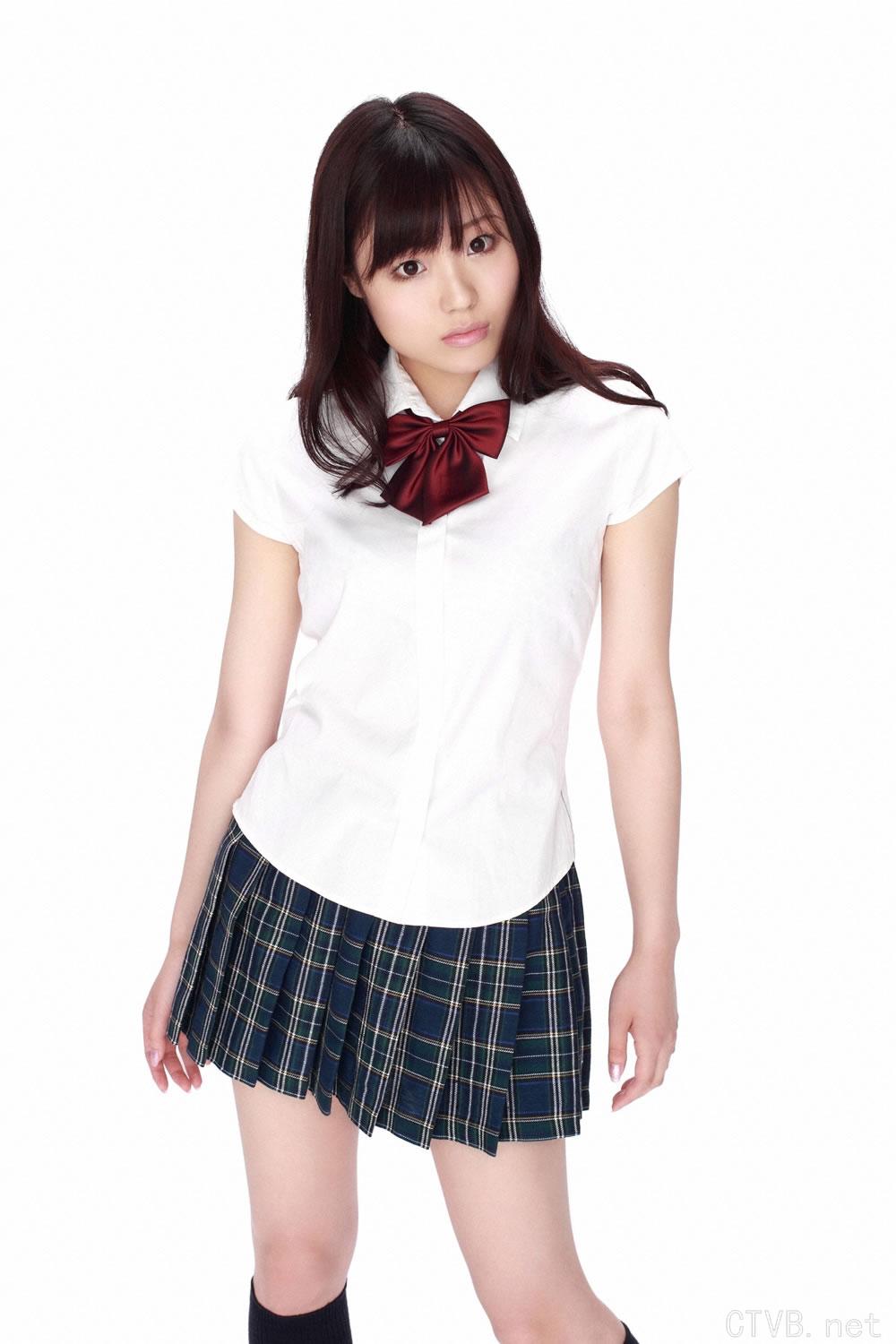 高清无水印美女壁纸上千套9000张 - 3.jpg