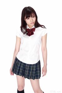 高清无水印美女壁纸上千套9000张 - 3.jpg