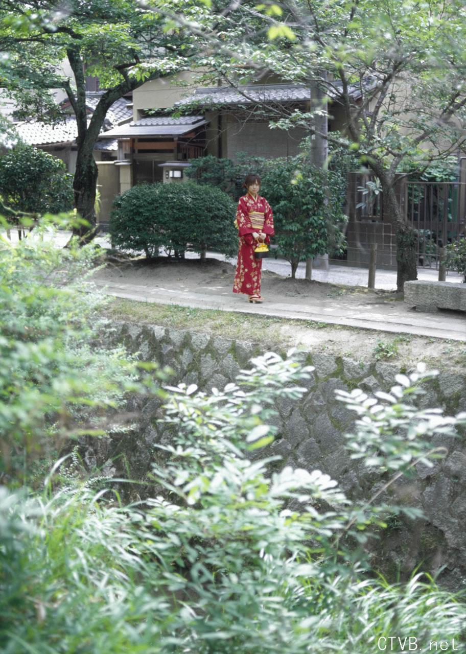 高清无水印美女壁纸上千套9000张 - 4.jpg