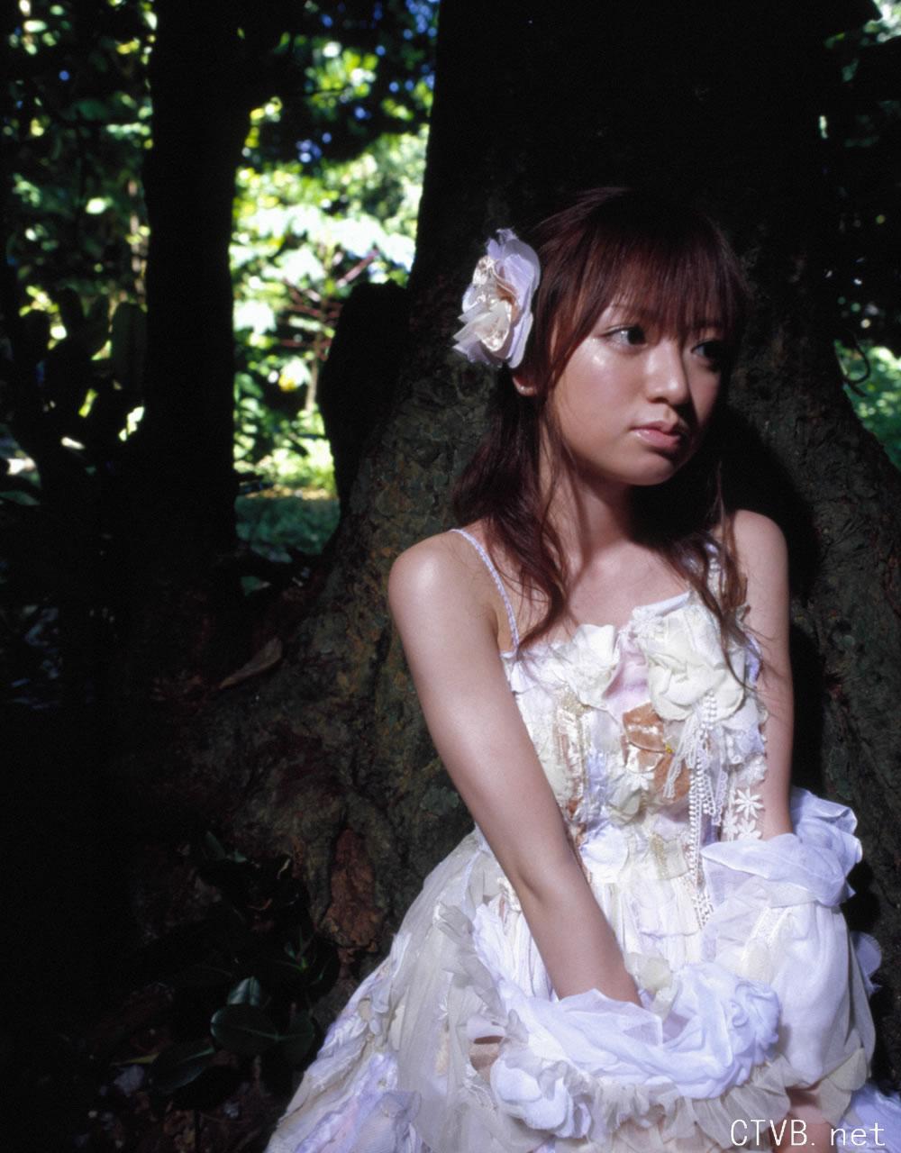 高清无水印美女壁纸上千套9000张 - 3.jpg