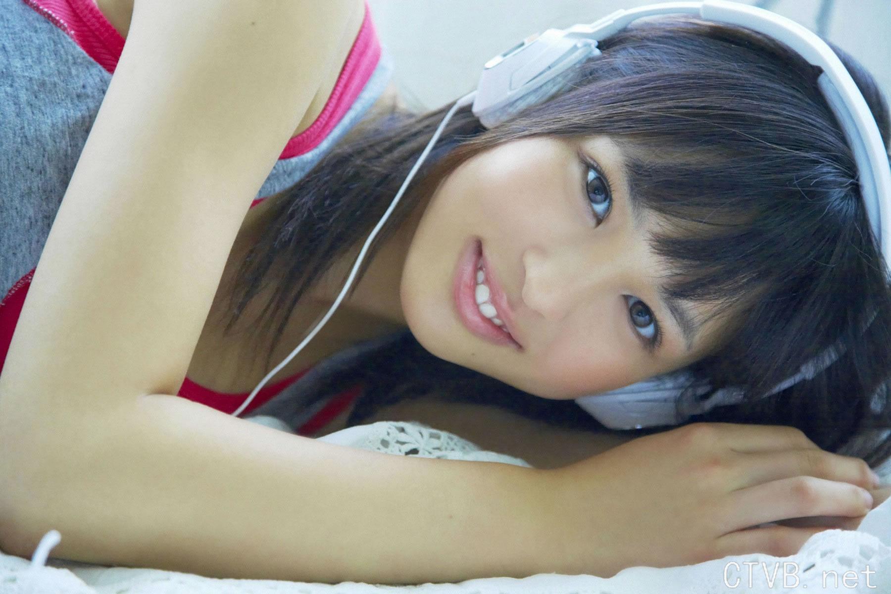 高清无水印美女壁纸上千套9000张 - 1.jpg