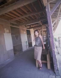 高清无水印美女壁纸上千套9000张 - 3.jpg