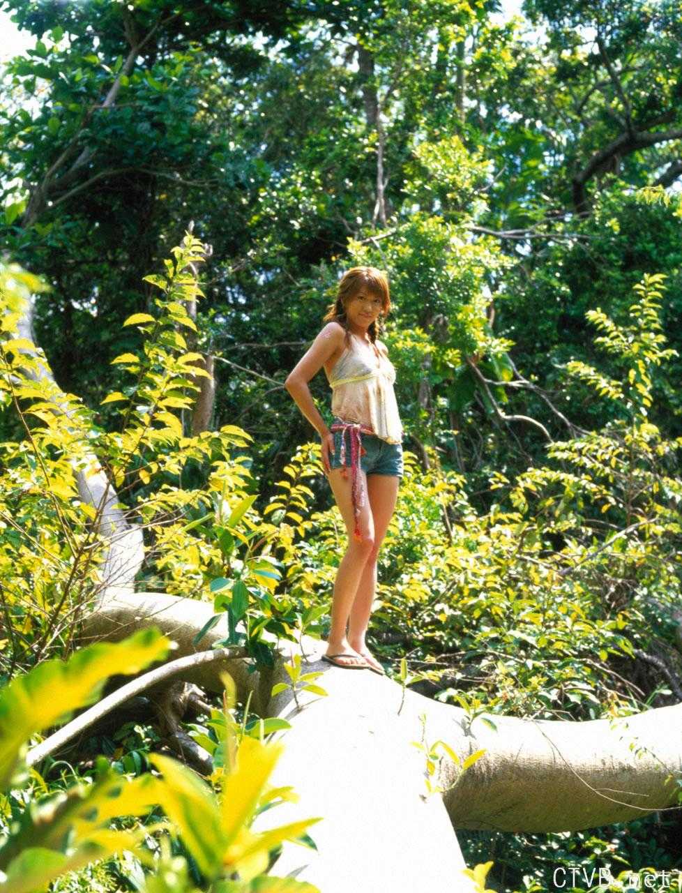 高清无水印美女壁纸上千套9000张 - 3.jpg