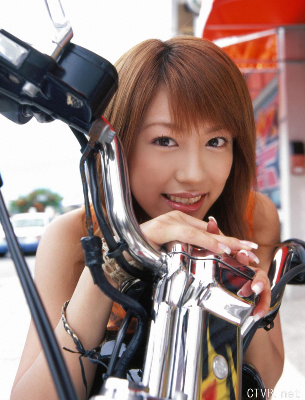 高清无水印美女壁纸上千套9000张 - 28.jpg