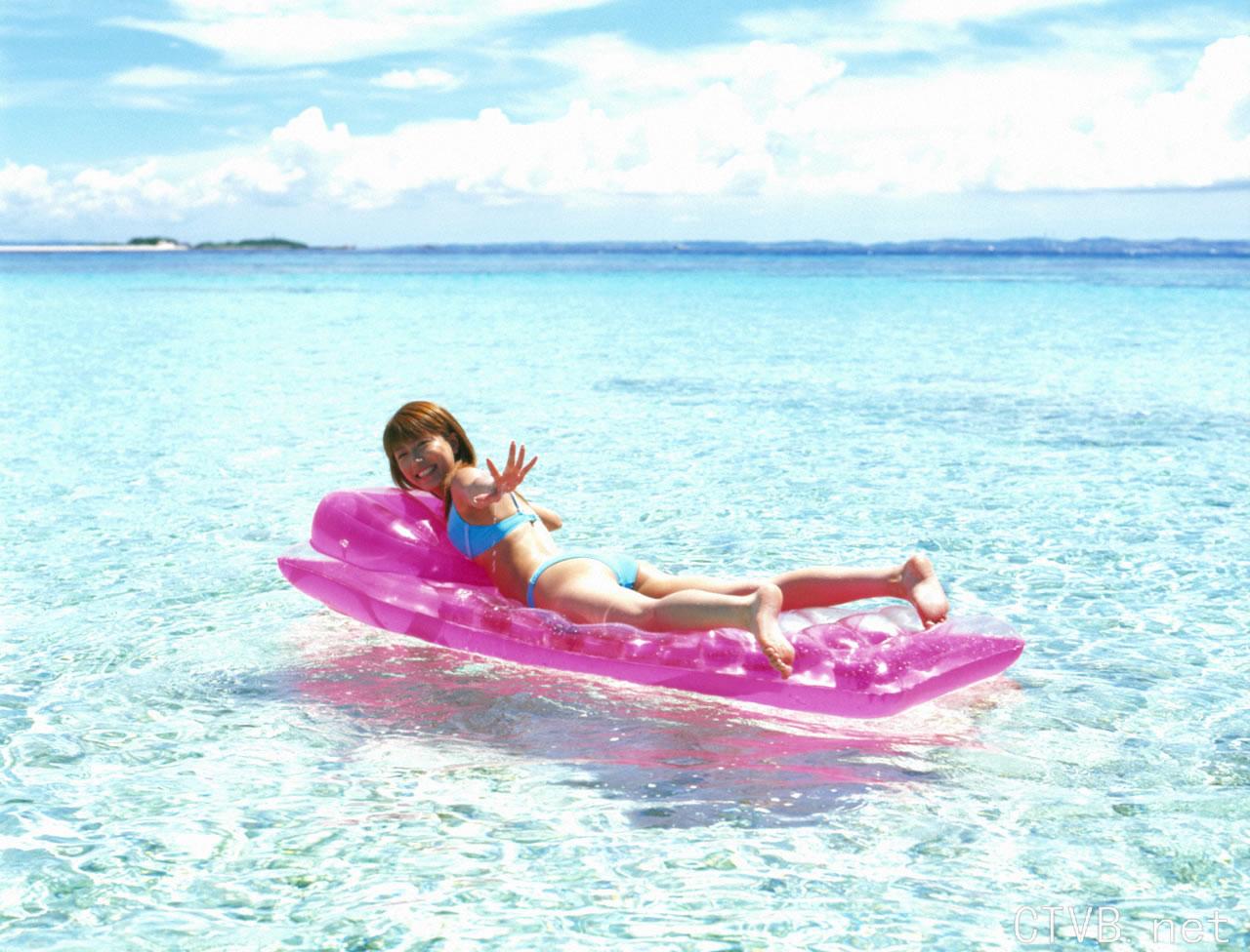 高清无水印美女壁纸上千套9000张 - 23.jpg