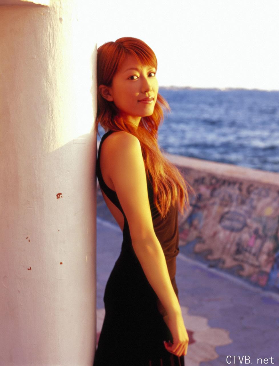 高清无水印美女壁纸上千套9000张 - 72.jpg