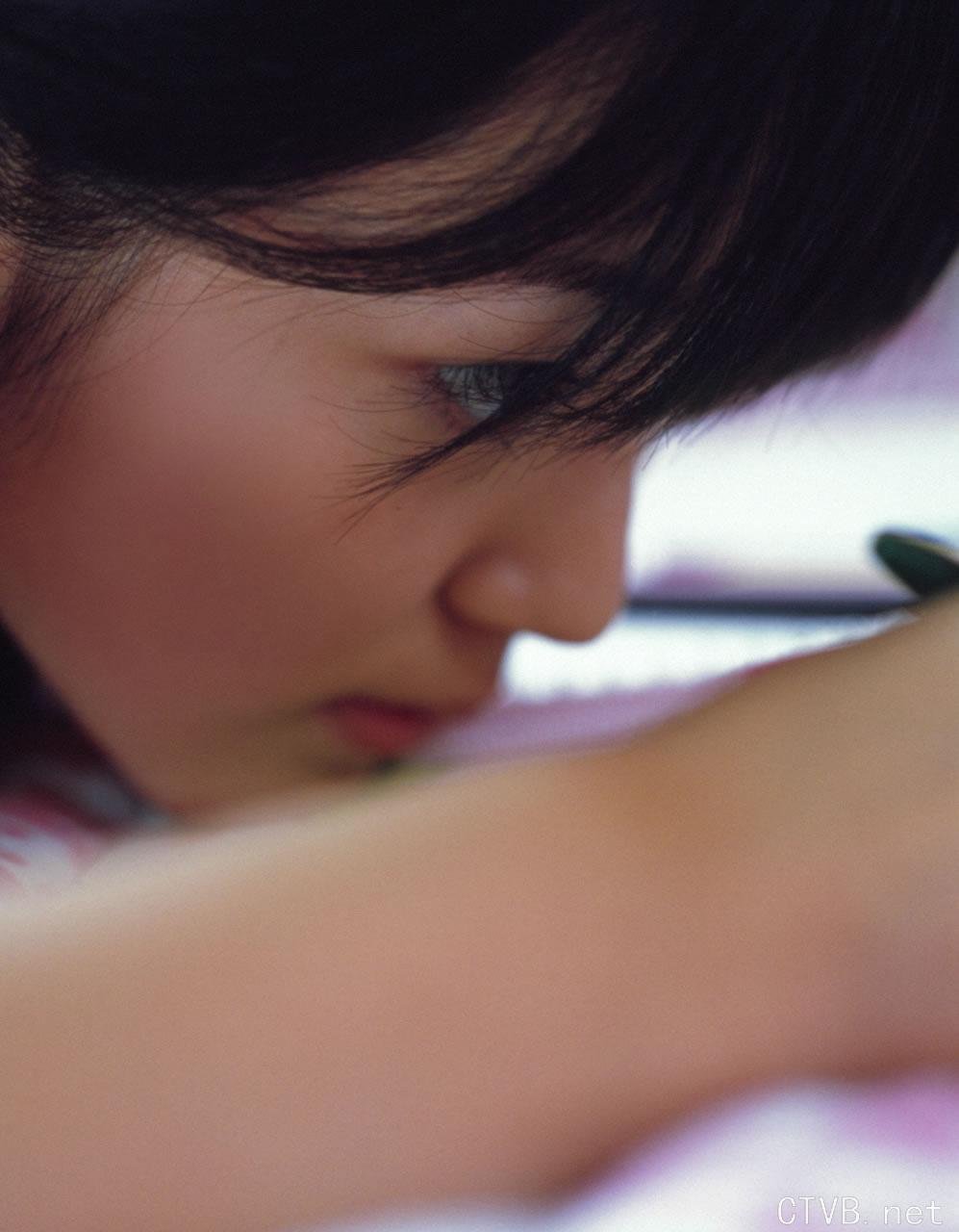 高清无水印美女壁纸上千套9000张 - 89.jpg