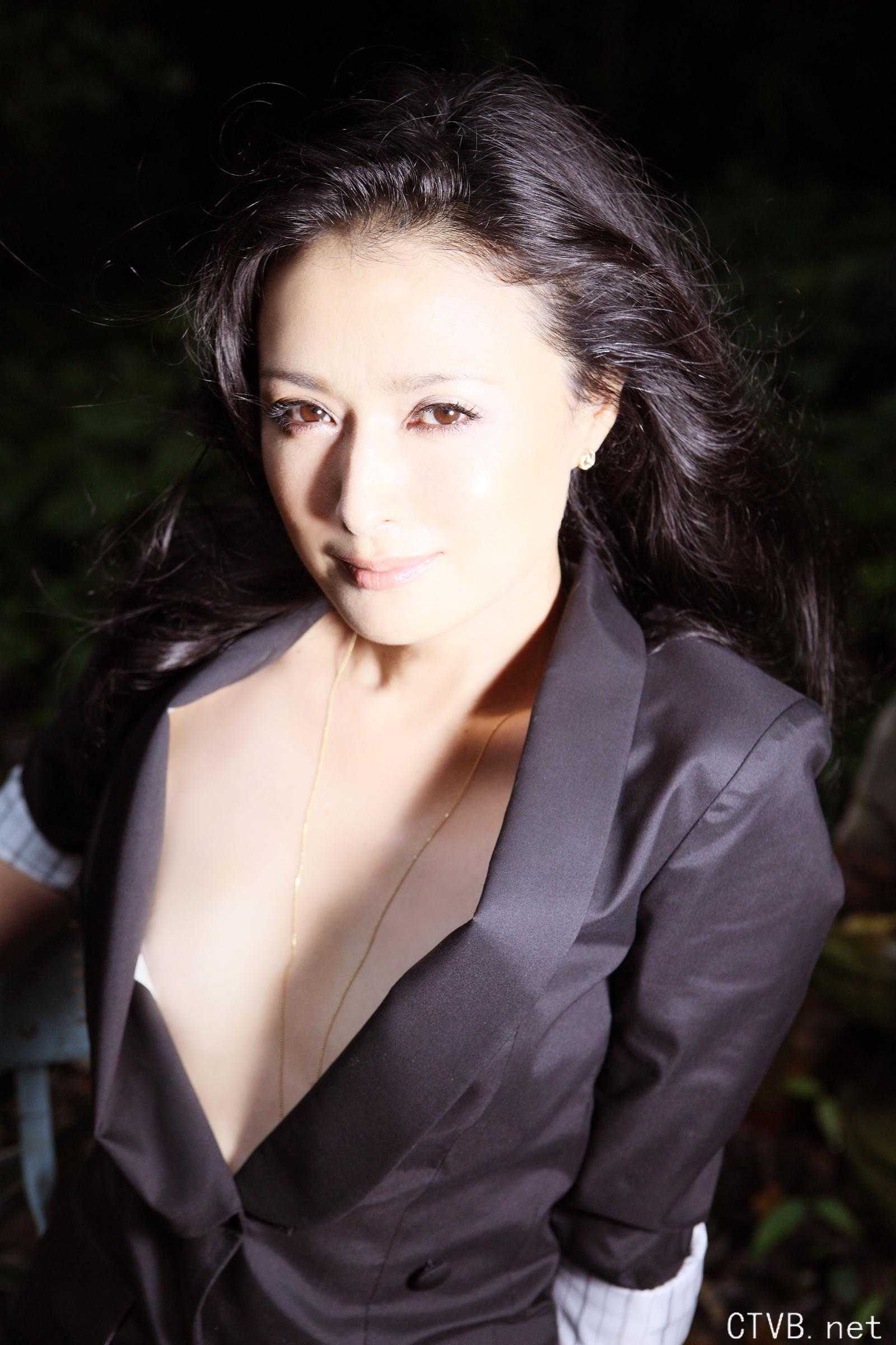 高清无水印美女壁纸上千套9000张 - 19.jpg