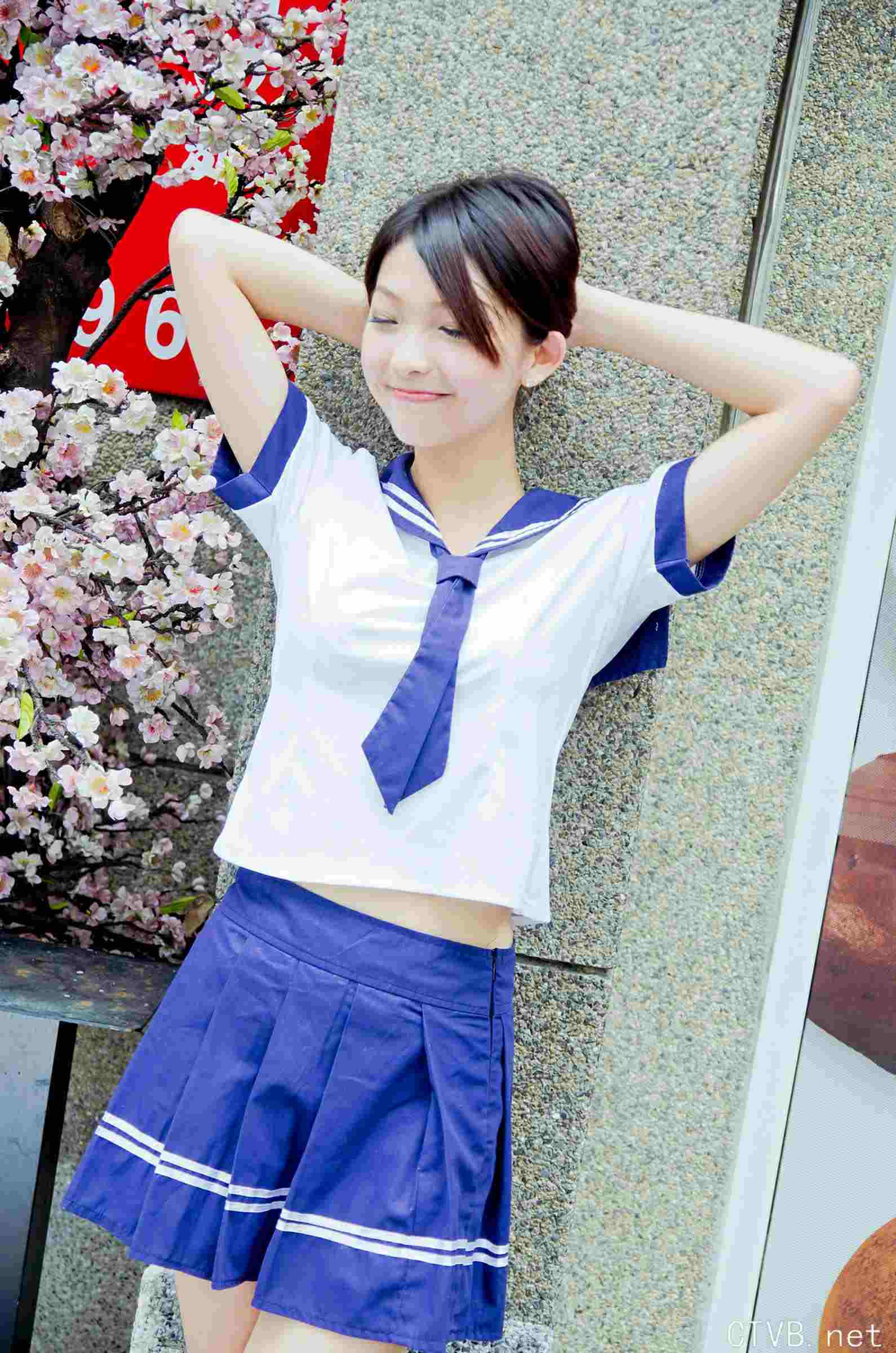 高清无水印美女壁纸上千套9000张 - 3.jpg