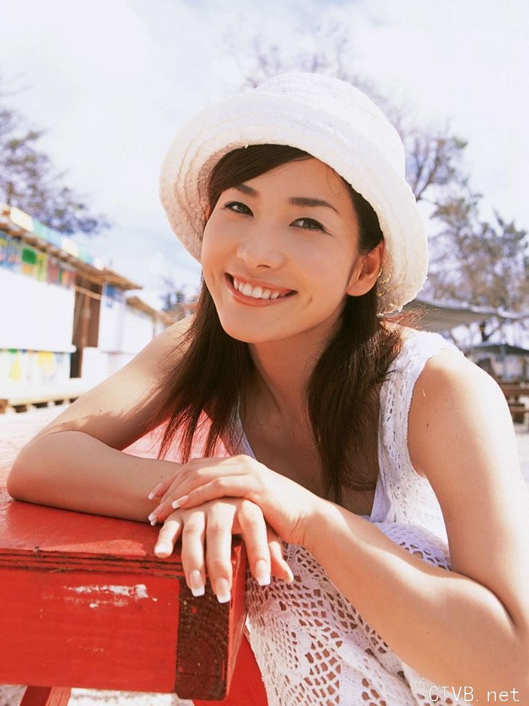 高清无水印美女壁纸上千套9000张 - 3.jpg