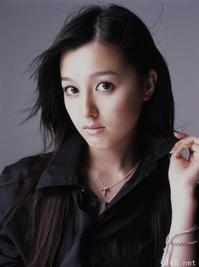 高清无水印美女壁纸上千套9000张 - 1.jpg