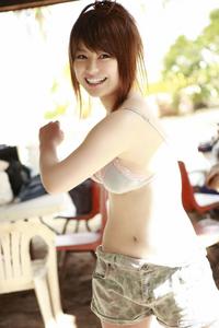 高清无水印美女壁纸上千套9000张 - 1.jpg