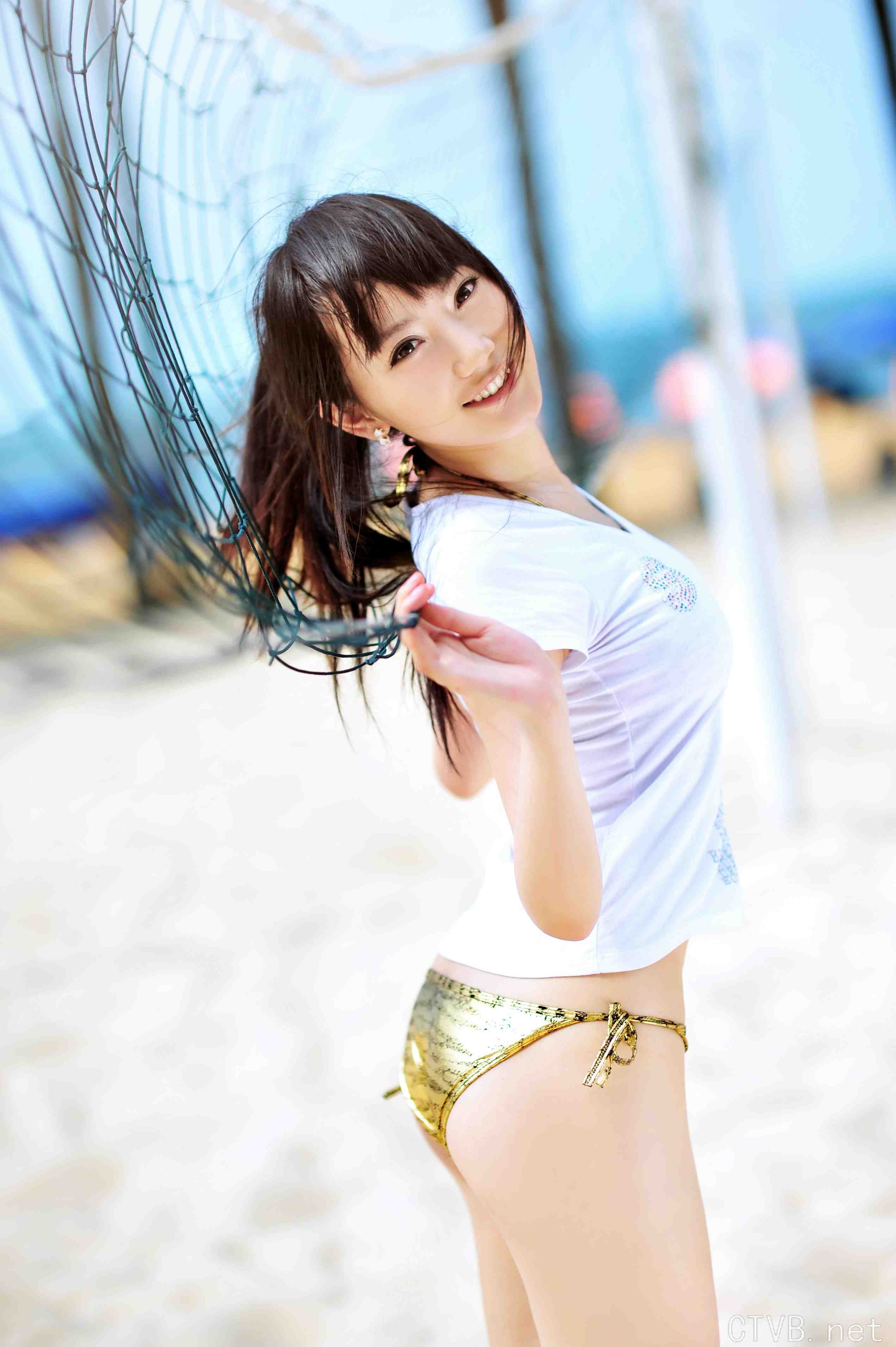 高清无水印美女壁纸上千套9000张 - 2.jpg