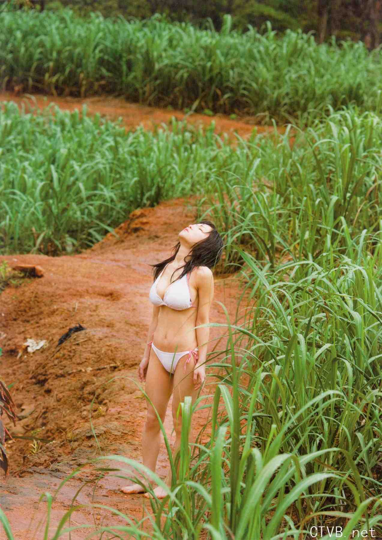 高清无水印美女壁纸上千套9000张 - 93.jpg