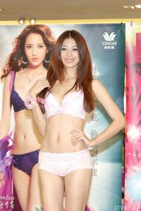 高清无水印美女壁纸上千套9000张 - 4.jpg