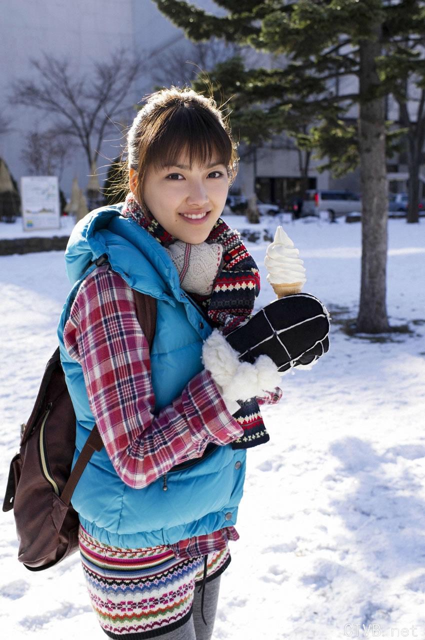 高清无水印美女壁纸上千套9000张 - 2.jpg