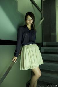 高清无水印美女壁纸上千套9000张 - 2.jpg