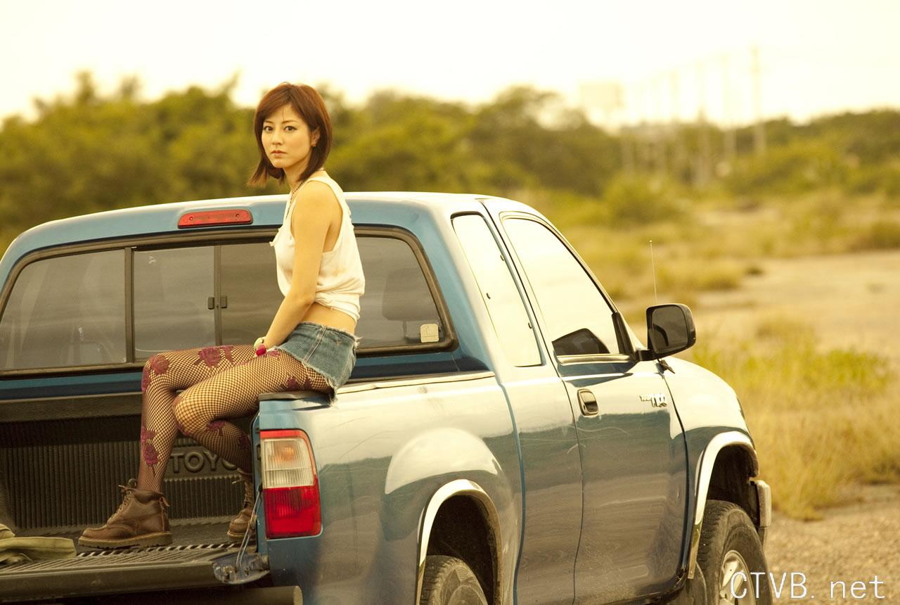 高清无水印美女壁纸上千套9000张 - 4.jpg