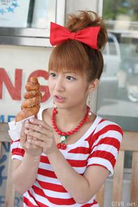 高清无水印美女壁纸上千套9000张 - 100.jpg