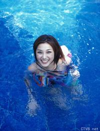 高清无水印美女壁纸上千套9000张 - 2.jpg