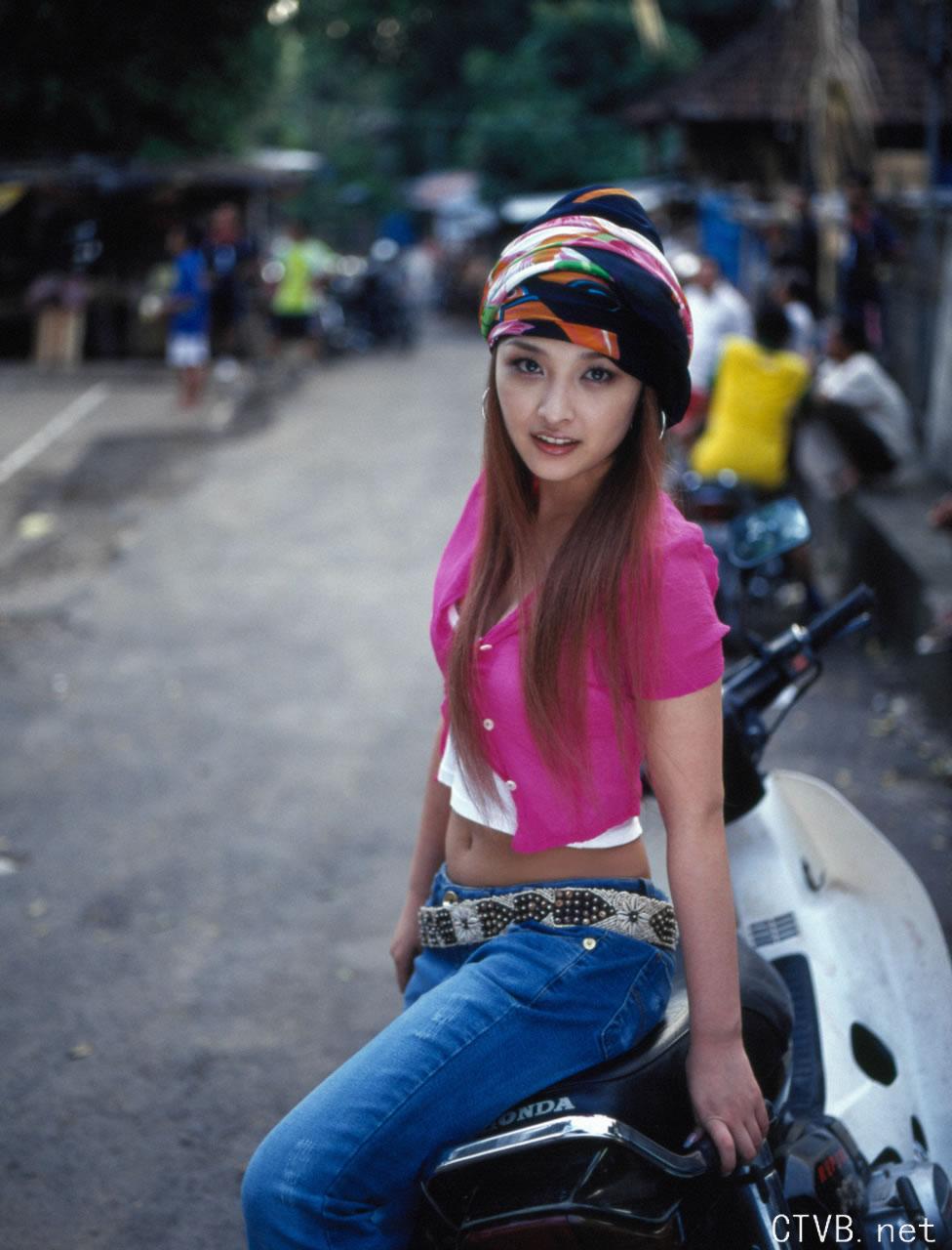 高清无水印美女壁纸上千套9000张 - 46.jpg