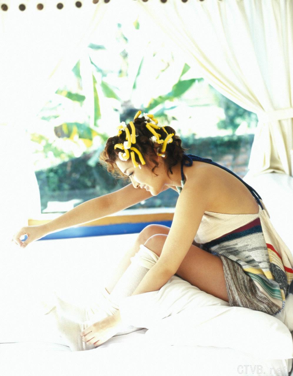 高清无水印美女壁纸上千套9000张 - 77.jpg