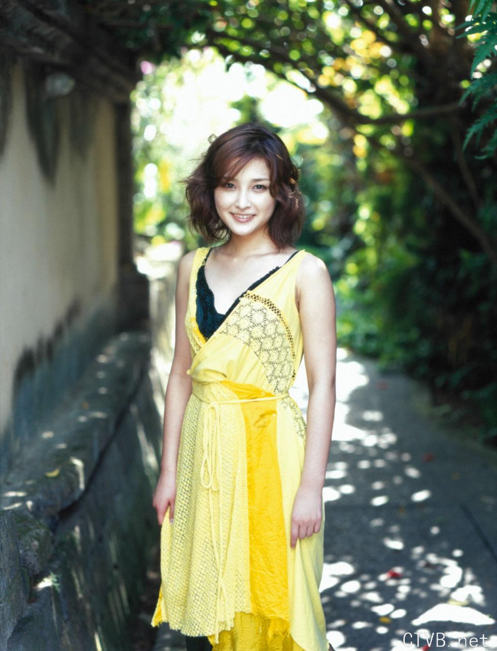 高清无水印美女壁纸上千套9000张 - 12.jpg