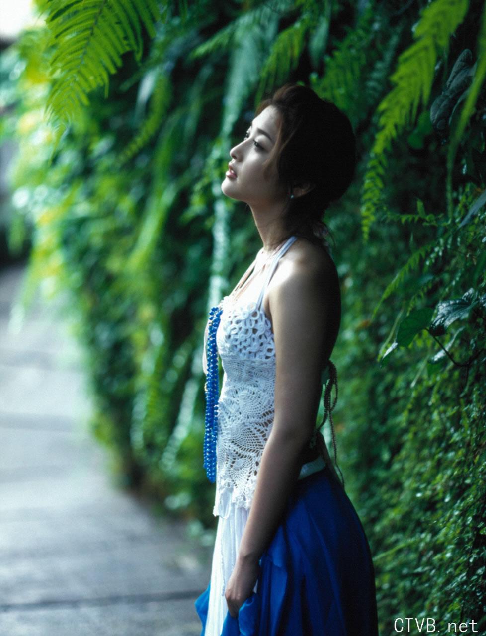 高清无水印美女壁纸上千套9000张 - 50.jpg