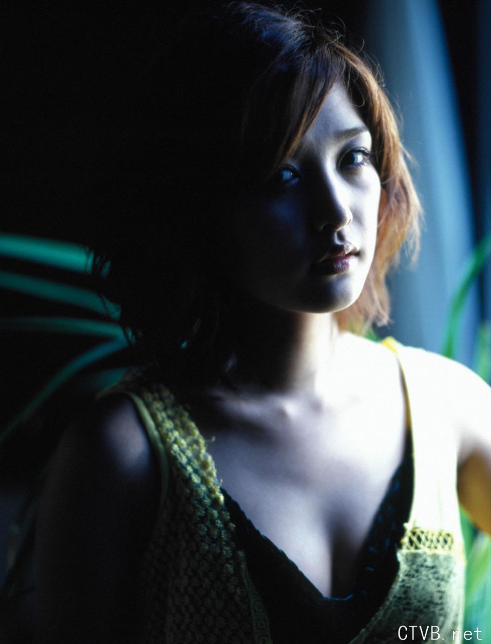 高清无水印美女壁纸上千套9000张 - 88.jpg