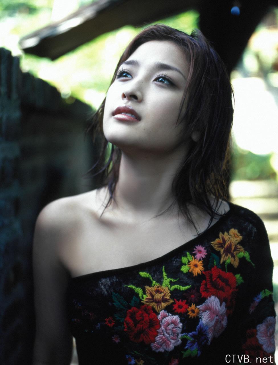 高清无水印美女壁纸上千套9000张 - 27.jpg