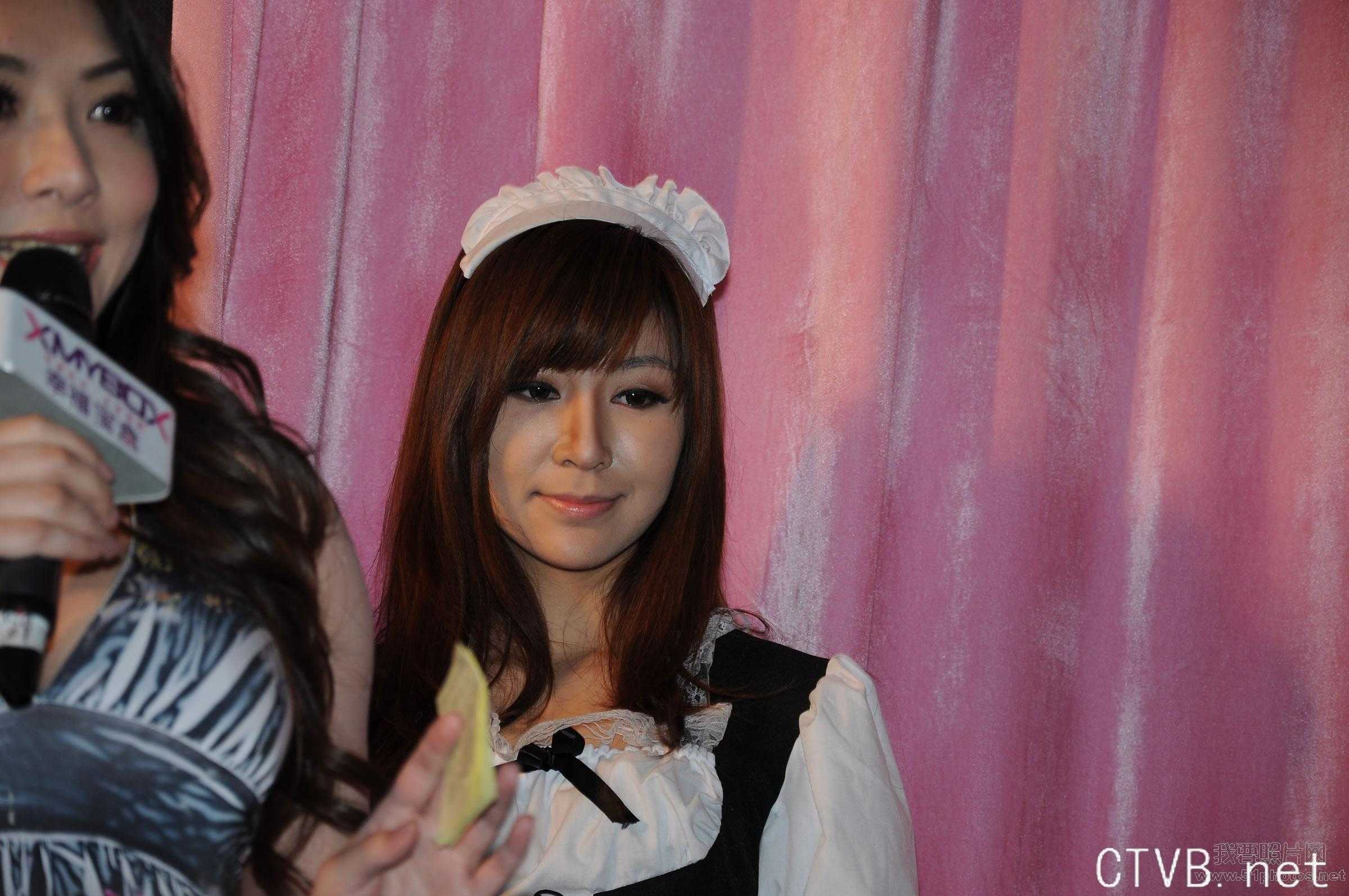 高清无水印美女壁纸上千套9000张 - 2.jpg