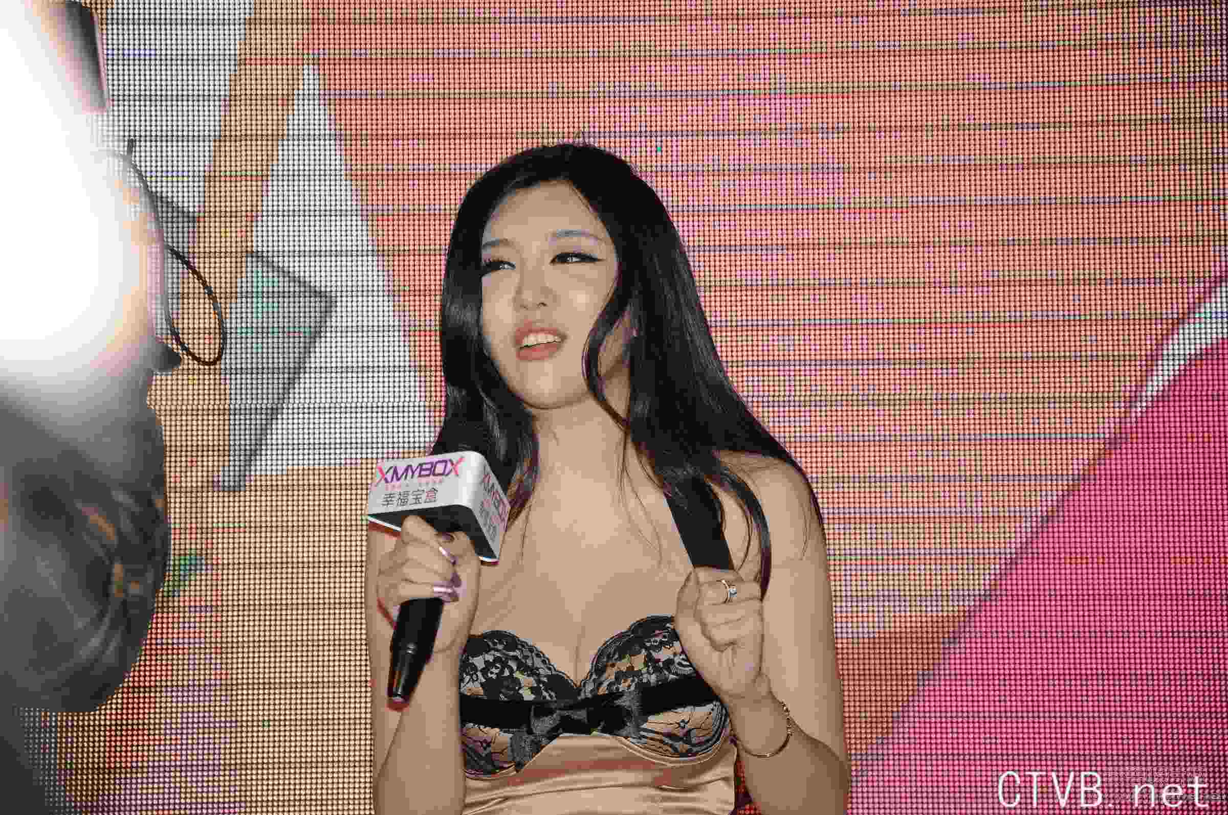 高清无水印美女壁纸上千套9000张 - 39.jpg