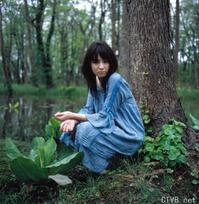 高清无水印美女壁纸上千套9000张 - 2.jpg