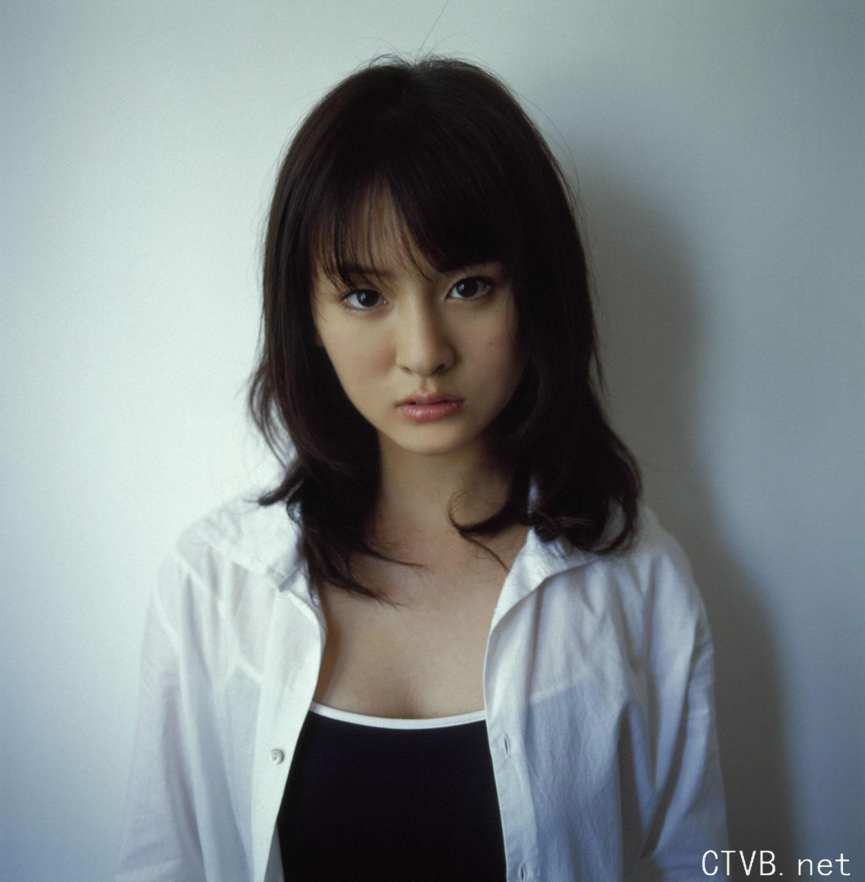 高清无水印美女壁纸上千套9000张 - 92.jpg