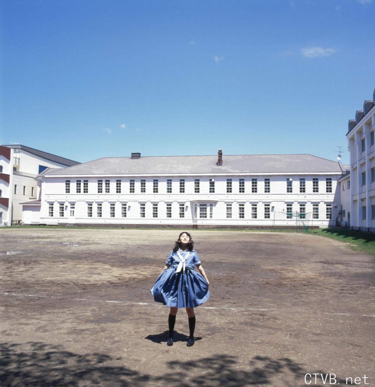 高清无水印美女壁纸上千套9000张 - 3.jpg